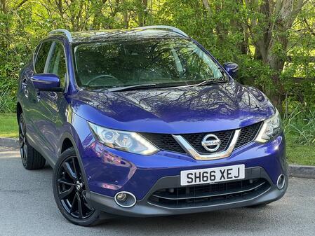 NISSAN QASHQAI 1.5 dCi Tekna